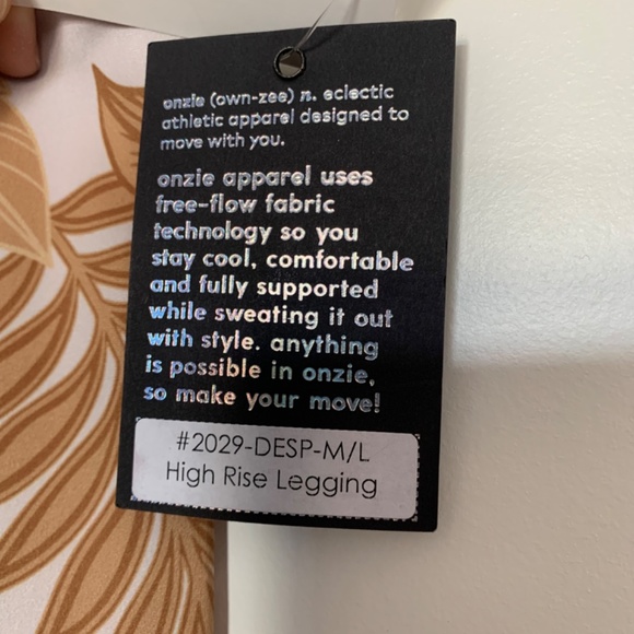NWT Desert Palm Patterned Tights: Onzie - Picture 4 of 15